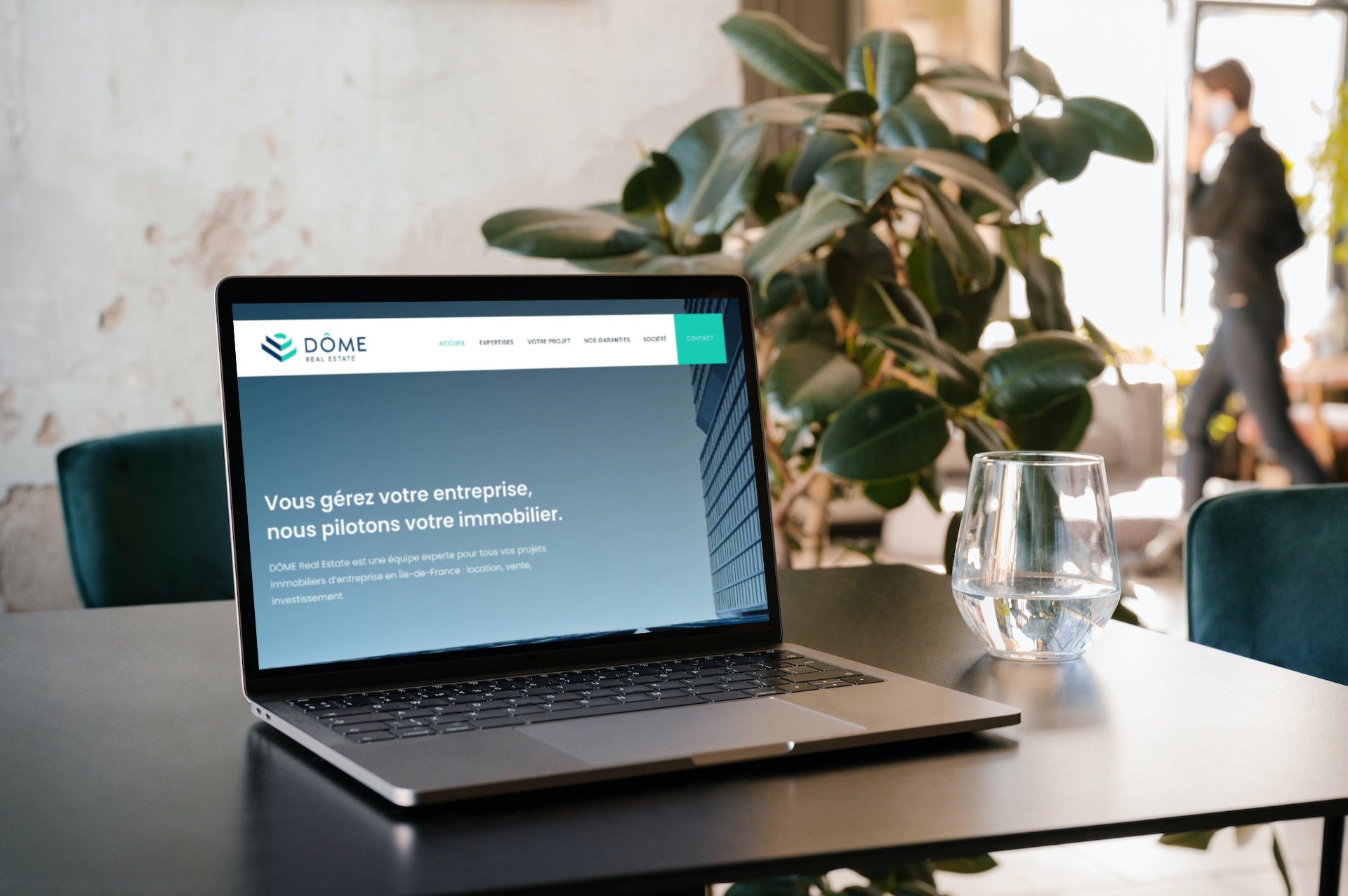 Experts de votre immobilier d'entreprise DÔME Real Estate